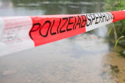 Rätsel um Leiche im Rhein bei Voerde: Identität ungeklärt – wer ist der Tote?