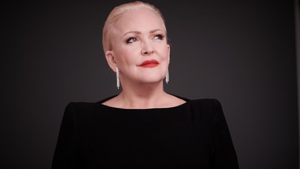 Star aus Musical „Cats“: Angelika Milster kommt nach Dinslaken