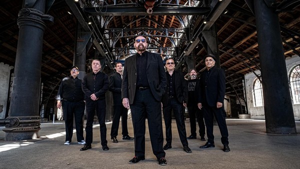 Tanz in den Mai in Dinslaken: Live-Musik auf vier Bühnen