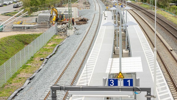 Voerde: Bauarbeiten an der Zugstrecke – diese gute Nachricht gibt es für Pendler