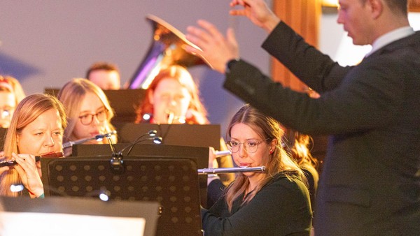 Von „Stranger Things“ bis „Traumschiff“: JBO Drevenack begeistert das Publikum