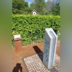 Wer macht sowas? Auch der neue Trinkwasserbrunnen in Dinslaken muss leiden