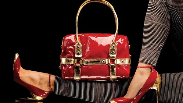 1000 Handtaschen im Verkauf: Schnäppchen machen für den guten Zweck