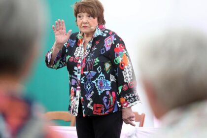 Anka Zink landet pointensicher Treffer bei den Eppinghovener Schützen