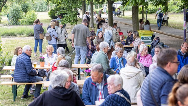 Feierabendmarkt in Voerde: Veranstaltungsreihe startet in die neue Saison