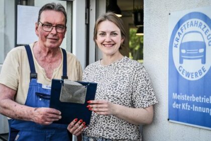 Generationenwechsel: Tochter (37) übernimmt Kfz-Werkstatt in Dinslaken