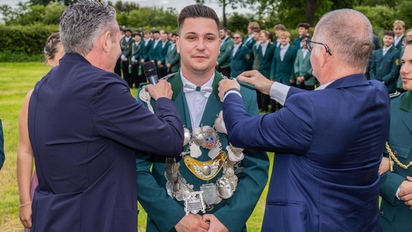 Junggesellenschützen Hünxe feiern neuen König: „Das beste Gefühl auf der Welt!“