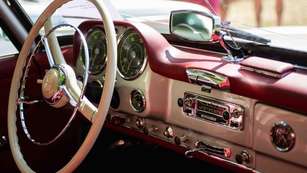 Oldtimertreffen in Hünxe: Bei freiem Eintritt und Musik in Erinnerungen schwelgen