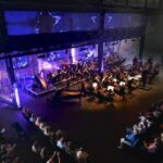 Podcast-Größen kommen nach Dinslaken: Konzert mit Weltuntergang und Teslaspule