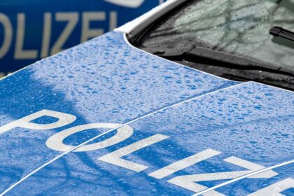 Polizeieinsatz im Duisburger Norden: Schule bleibt wegen Gewaltdrohung geschlossen – Polizei ermittelt