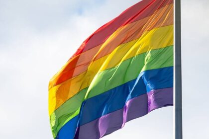 Premiere in Dinslaken: Erster Regenbogen-Gottesdienst in der Stadtkirche