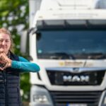 Regina (47) aus Dinslaken wird Truckerin: „Das Leben ist zu kurz für irgendwann“