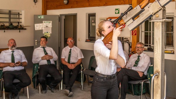 Schützenverein in Eppinghoven erlebt Jugend-Boom: Königin erst 21 Jahre alt