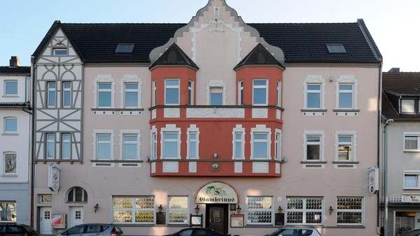 Spannender Fund: Dinslakens erster Stadtrat nach dem Krieg – mit bekannten Namen