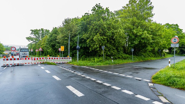 Sperrungen in Dinslaken: Brinkstraße früher frei - Tackenstraße Monate später