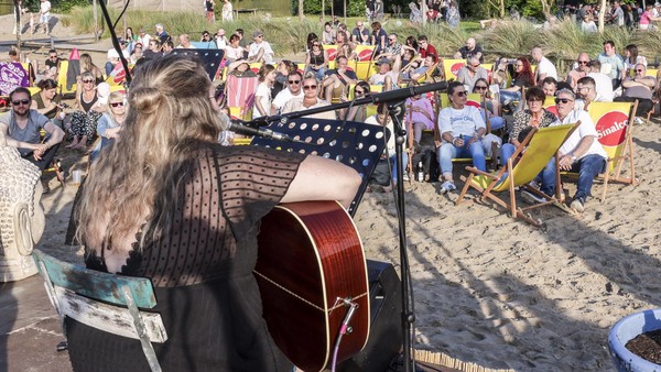 Strandbad Tenderingssee: Besondere Biergarten-Atmosphäre mit Musik genießen