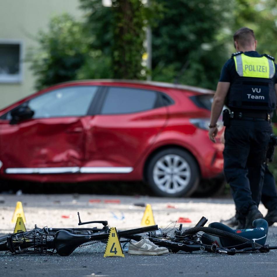 Tragischer Unfall in Dinslaken : Unfall-Fahrerin trug medizinisches Gerät