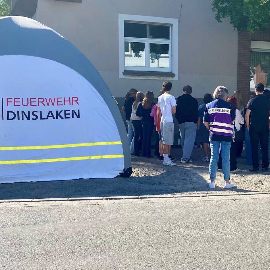 Trauer am Unglücksort in Dinslaken: „Ich weine nicht!“