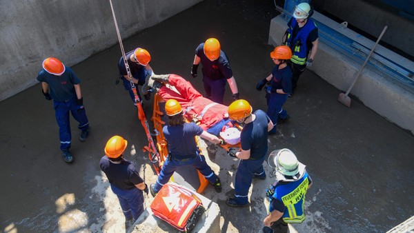 24-Stunden-Übung forderte Jugendfeuerwehr Voerde: Diese Aufgaben warteten auf sie