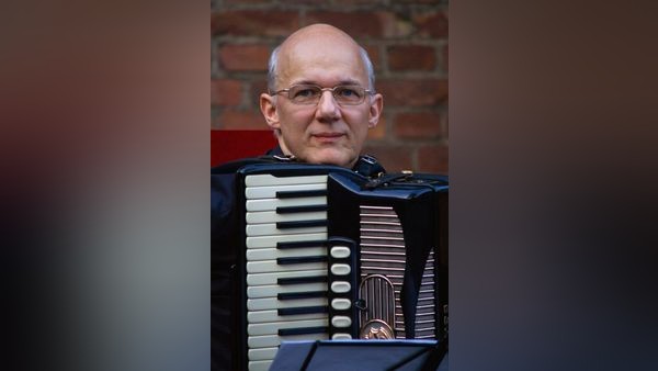 Akkordeon-Orchester Dinslaken/Oberhausen trauert um langjährigen Dirigenten