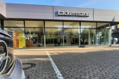 Auch Immobilien in Xanten und Bocholt: Investor aus Dinslaken kauft Weseler Ex-Autohaus Lackermann – das ist geplant