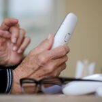 Dienstag in Dinslaken: Schockanruf – 93-Jährige übergibt Ersparnisse und Schmuck an Unbekannten