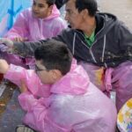 Dinslaken: Gesamtschüler gestalten Mauerkunstwerk mit brasilianischem Künstler