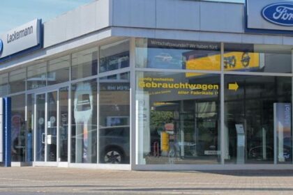 Ehemalige Autohäuser in Wesel und Umgebung: Hellmich kauft Lackermann-Immobilien