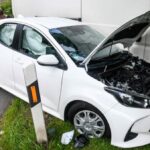 Einsatz in Hünxe: Feuerwehr sägt Mann nach einem Unfall frei