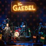 Fast ein Heimspiel: Tom Gaebel & his Orchestra im Burgtheater Dinslaken