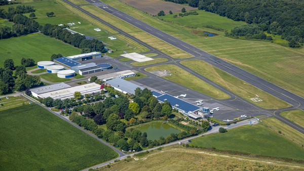 Flugplatz Schwarze Heide: Geschäftsführer geht überraschend – Nachfolger gesucht