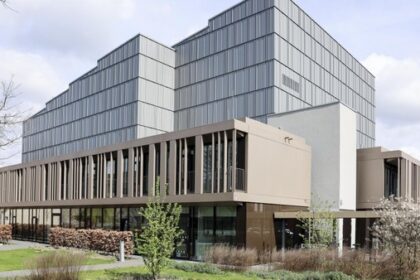 Jubiläum Burghofbühne und Kathrin-Türks-Halle in Dinslaken: Wie das gefeiert wird