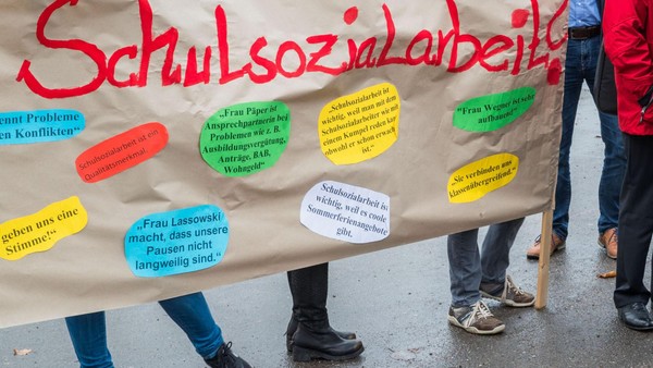 Kinder schreiben an Dinslakener Bürgermeister: „Bitte helfen Sie uns“