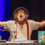 Klaus-Peter Wolf präsentiert neuen Ostfriesenkrimi mit Sommerfeldt in Dinslaken