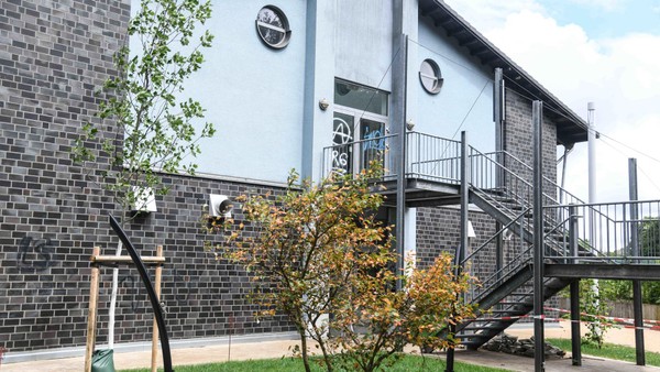 Krankenwagen und Feuerwehr am Gymnasium Hiesfeld: Das war der Grund