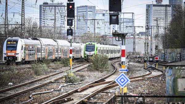 Nach monatelangem Pendeln von Bochum nach Dinslaken: „Ich wünsche mir ein Auto“