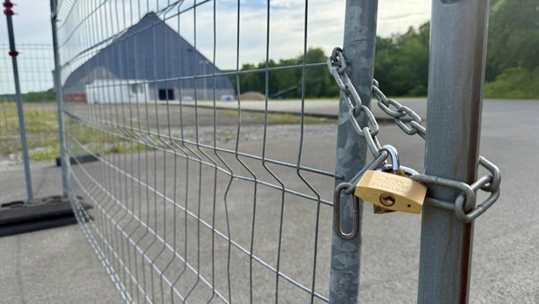 Tor dicht, Zaun gekippt: Was ist bei Schüttflix in der Kohlenmischhalle los?