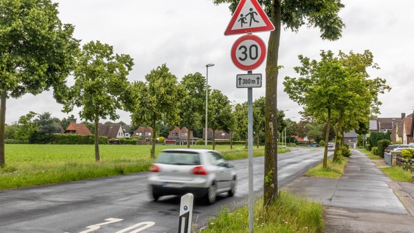 Anwohner in Voerde klagen: „Straße wird fast täglich als Rennstrecke missbraucht“