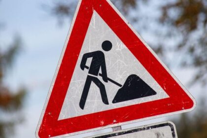 Baustelle der Stadtwerke Dinslaken an der Augustastraße: mit diesen Auswirkungen