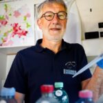 Brunnenwasser oft belastet: Dinslakener können Proben testen lassen – so geht‘s