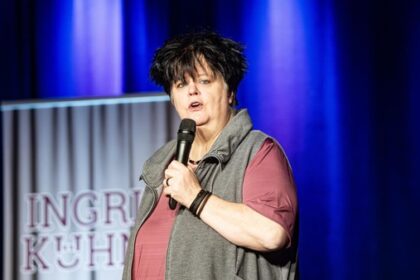 Die Humor-Königin vom Niederrhein: „Ich bin bewusst keine Polit-Kabarettistin“