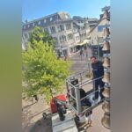 Dinslakener feiern Rückkehr des Glockenspiels: „Endlich wieder da“