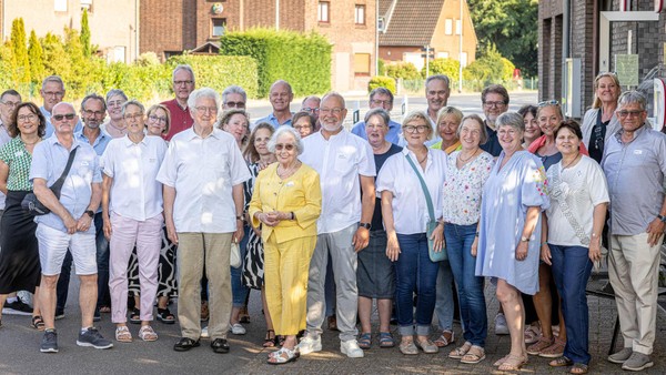 Dinslakener Klassentreffen nach 50 Jahren in Hünxe: „Ach, du bist der Peter“