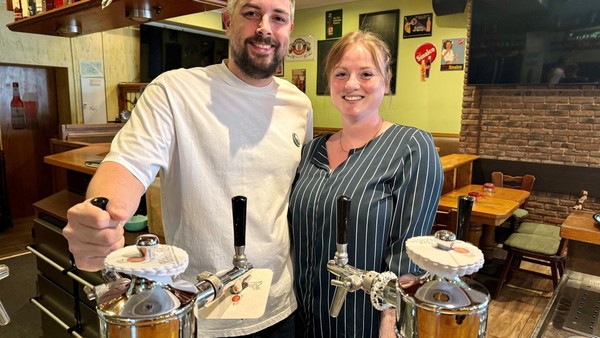 Dinslakens junge Gastronomen: Generationswechsel im König am Altmarkt