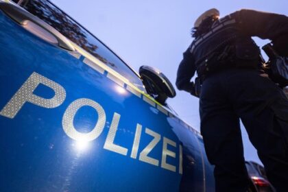Dreister Diebstahl in Voerde: Zwei Tonnen Kabel aus Lagerhalle gestohlen