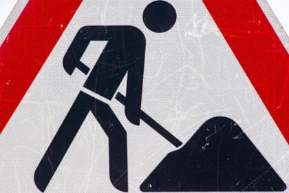 Kanalbau in Voerde: Straßenausfahrt auf B8 gesperrt – so wird der Verkehr geführt