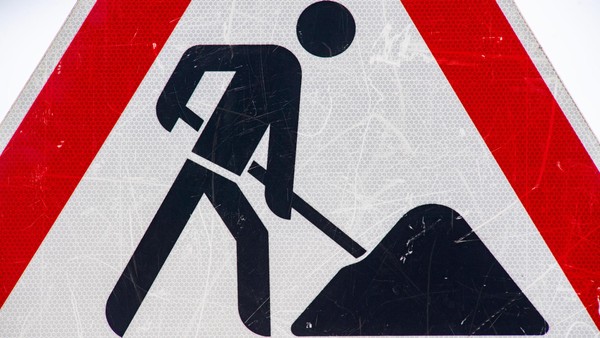 Kanalbau in Voerde: Straßenausfahrt auf B8 gesperrt – so wird der Verkehr geführt