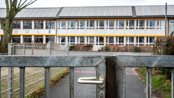 „Knallen mit 30 durchs Dorf“: Anwohner sorgen sich um Schulweg in Oberlohberg