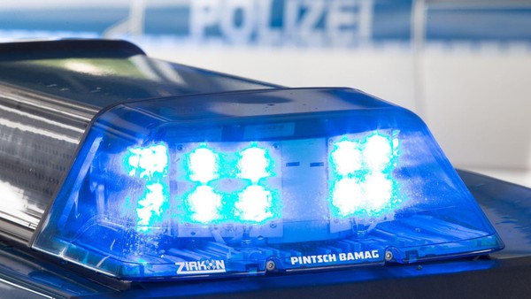 Nach Zusammenstoß mit Radfahrer in Voerde: Polizei sucht E-Scooter-Fahrer