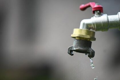 Neue Hitzewelle im Anmarsch: Sorgen ums Trinkwasser? Das sagt der Kreis Wesel